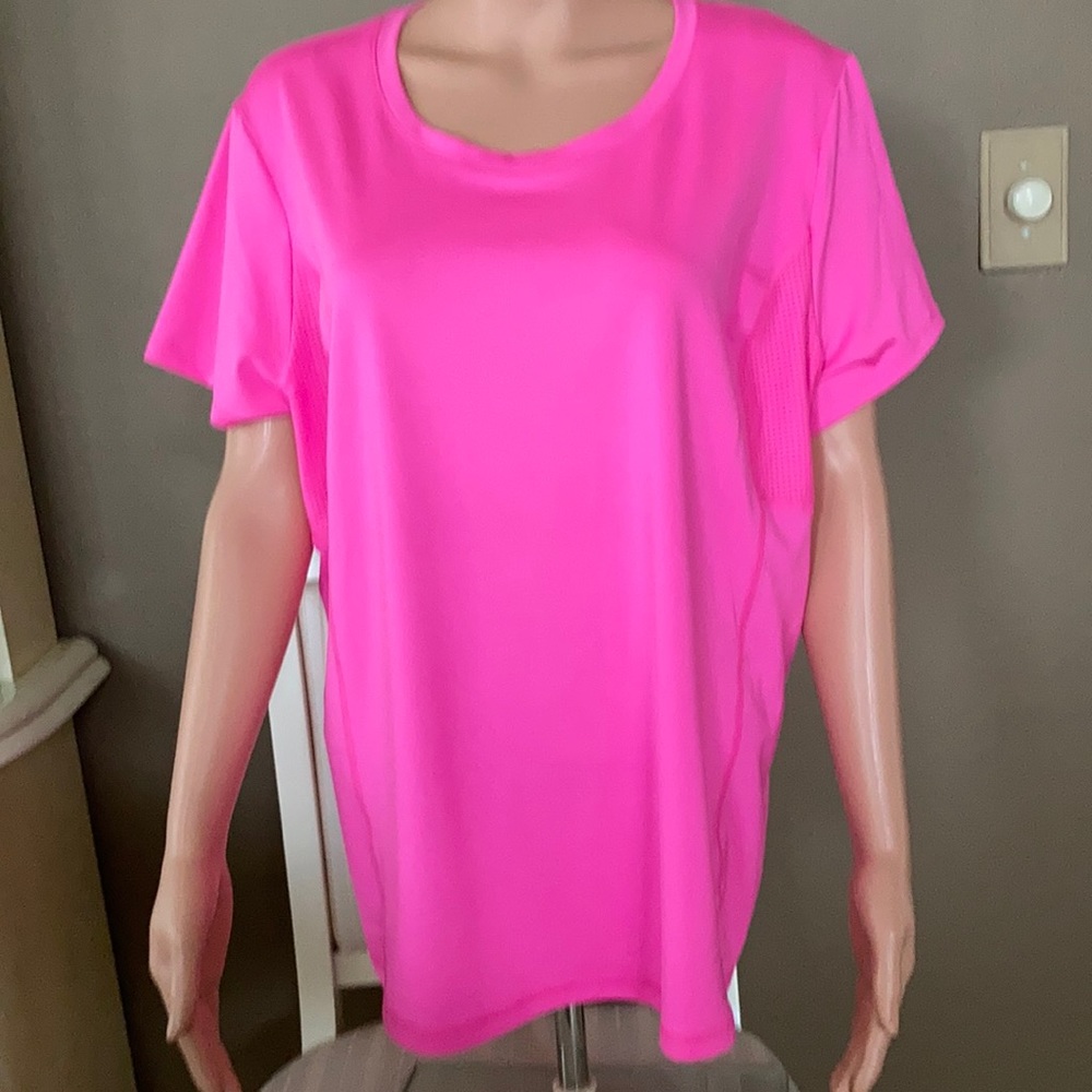 Woman's sport top.